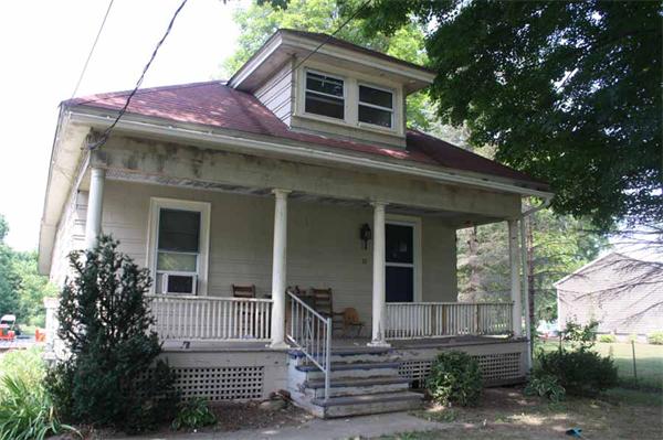 10  Poplar St,  Montague, MA