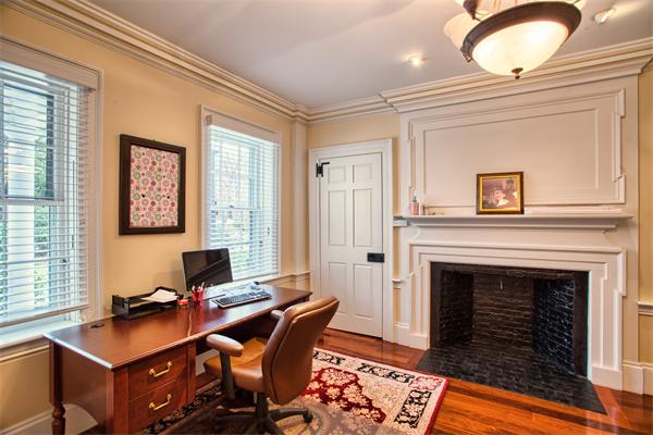 21 Central Street  Andover, MA 01810 MLS# 71422601