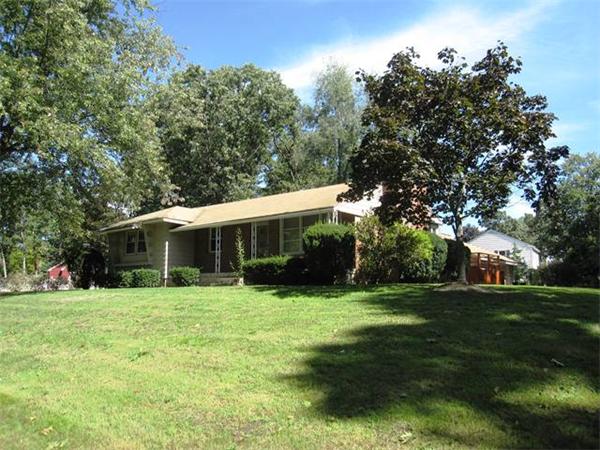 7  Highland Circle,  Montague, MA