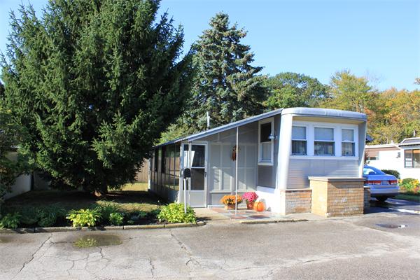 58 Laurel Dr, North Easton, MA 02356