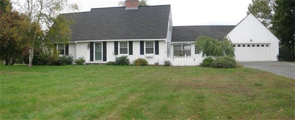 62  Florence Rd,  Easthampton, MA
