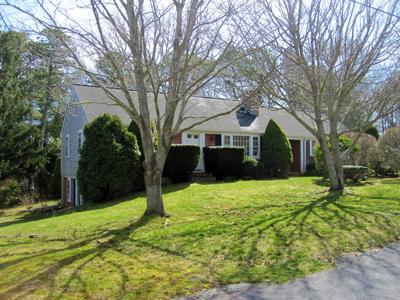 24 Arthur Ln, Yarmouth, MA