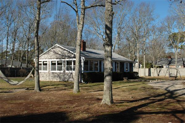 61 Holly Lane, Yarmouth, MA
