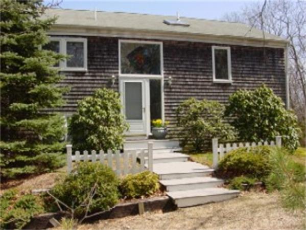 22 Puritan Drive, Oak Bluffs, MA