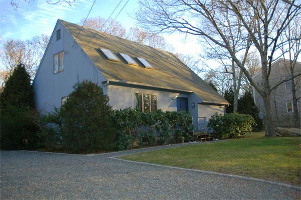 78  Summit Ave,  Oak Bluffs, MA