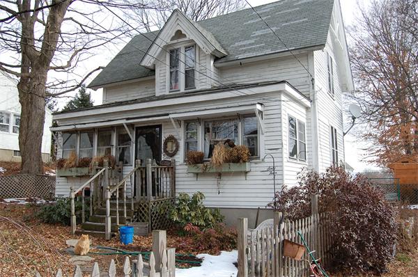 64 Church St, Marlborough, MA