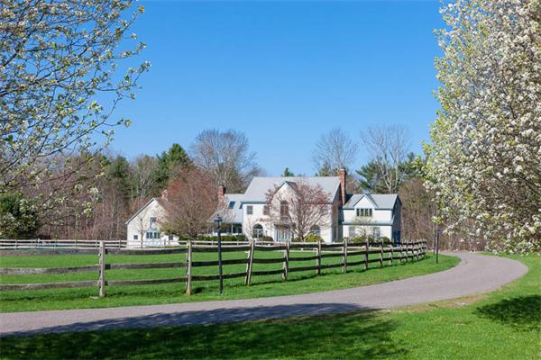 88 Bullard Street, Sherborn, MA