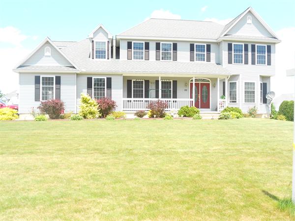 23  kingsberry way,  Easthampton, MA