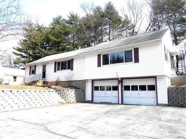 40  Tanglewood Ave,  Tewksbury, MA