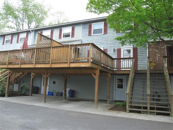 702  Fairway Ave,  Montague, MA