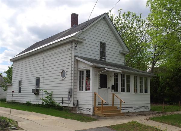 29  I Street,  Montague, MA