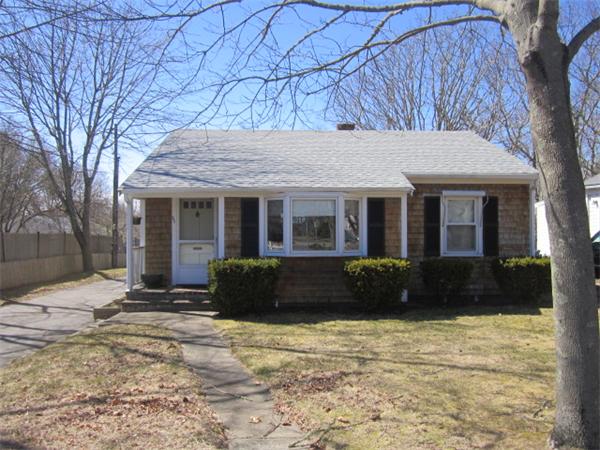 85  North Main St,  Yarmouth, MA