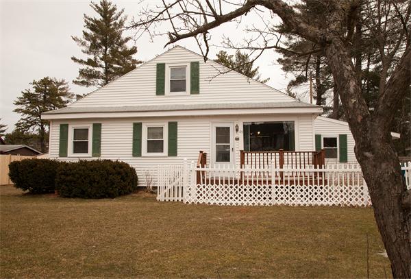 65  Walnut,  Tewksbury, MA