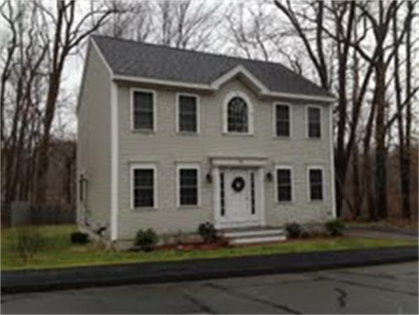 105  Sanborn St,  Fitchburg, MA