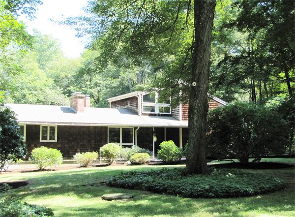 13  Course Brook Rd,  Sherborn, MA