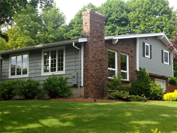 1  Scribner Rd,  Peabody, MA