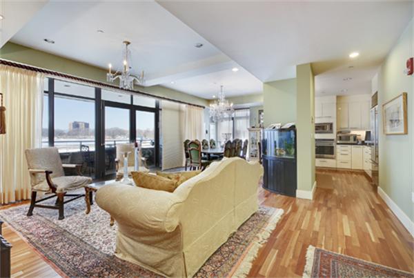 Lofts.com apartments, condos, coops, houses & commercial real estate - Boston Lofts (Condo)