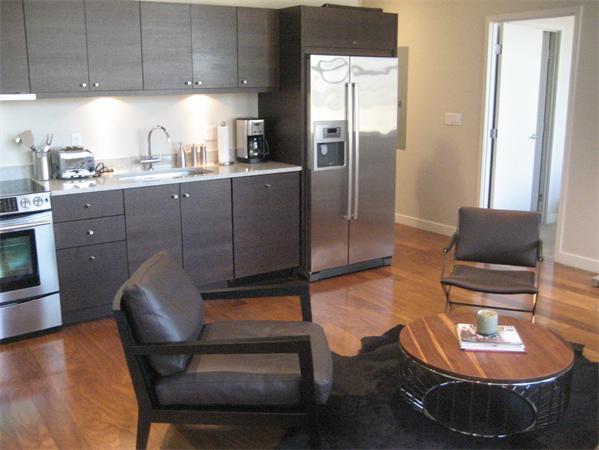 Lofts.com apartments, condos, coops, houses & commercial real estate - Back Bay Lofts (Condo)