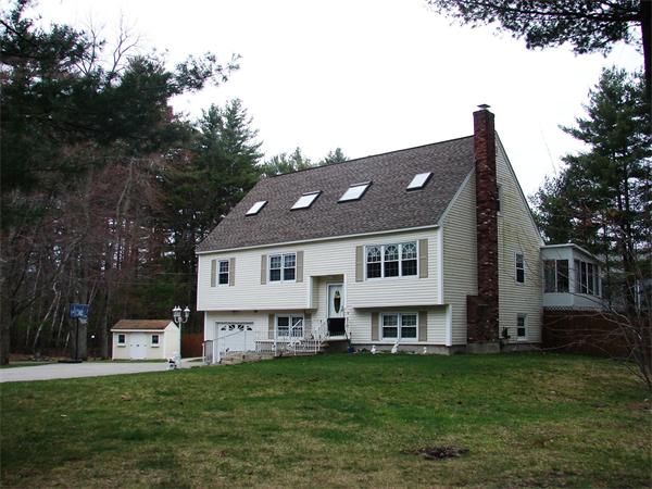 61  Debra Dr,  Tewksbury, MA
