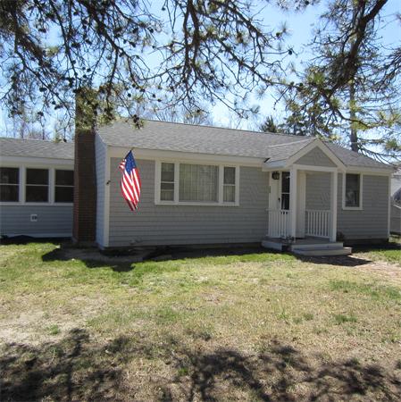 29  Sunset Dr,  Yarmouth, MA