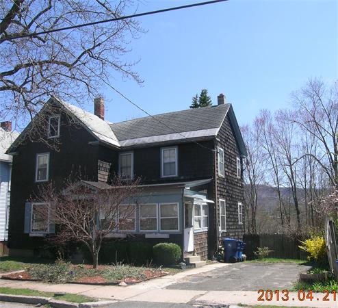 24  Chapman Ave,  Easthampton, MA
