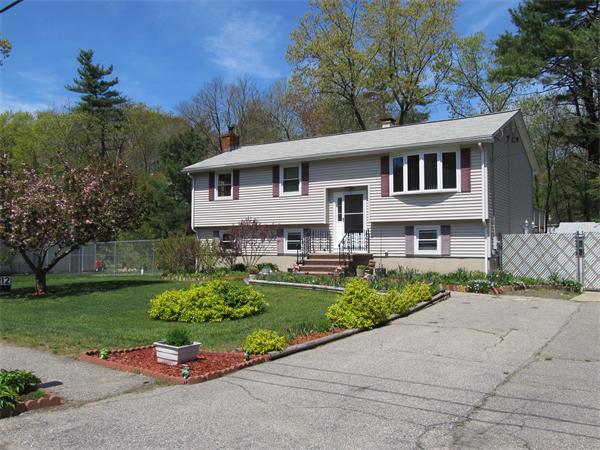12  Ichabod Ln,  Billerica, MA