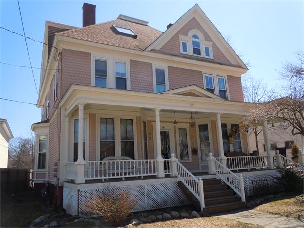 $299,900 - 4Br/3Ba -  for Sale in Merrimac