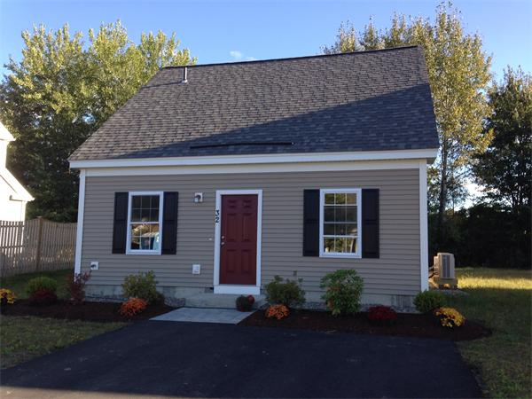 32  Treehouse Circle,  Easthampton, MA