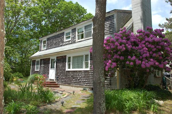 74  18Th St,  Edgartown, MA