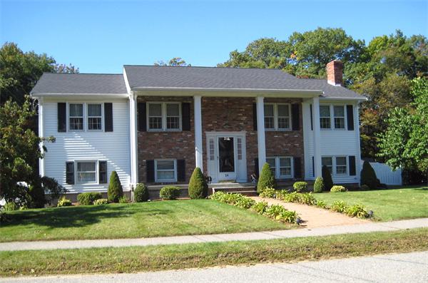 54 Haystack Road, Reading, MA