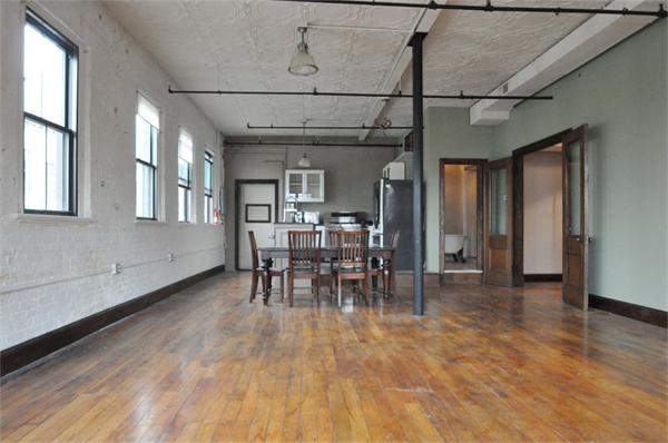 Lofts.com apartments, condos, coops, houses & commercial real estate - Roxbury Lofts (Condo)