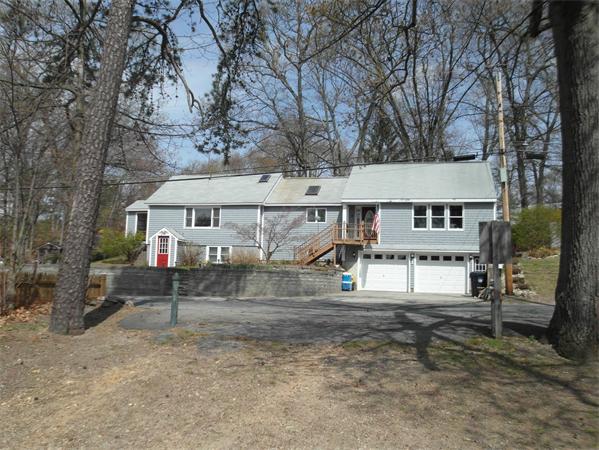 202  Lakeshore Dr,  Marlborough, MA