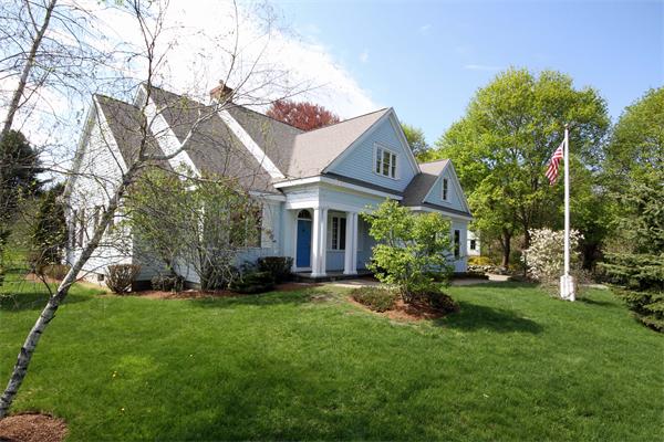 3 Eliot St, Sherborn, MA