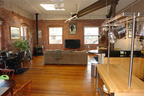 Lofts.com apartments, condos, coops, houses & commercial real estate - Leather District Lofts (Condo)