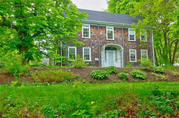 51  N Main St,  Sherborn, MA