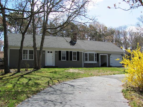 420 W Yarmouth Rd, Yarmouth, MA