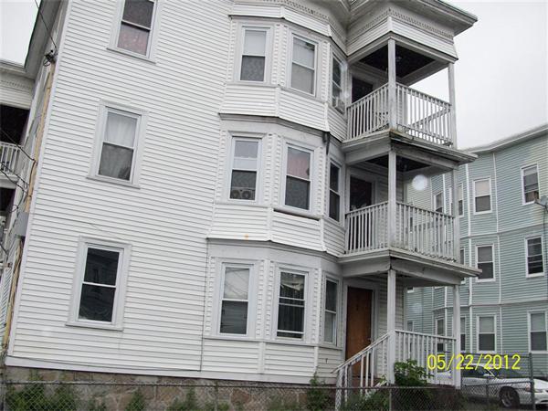 5 Saunders St