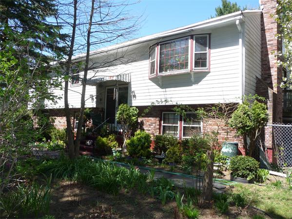 11  Parker Ave,  Tewksbury, MA