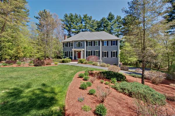 8 Barakat Lane, Sherborn, MA