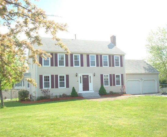 6 Landmark Dr, Methuen, MA