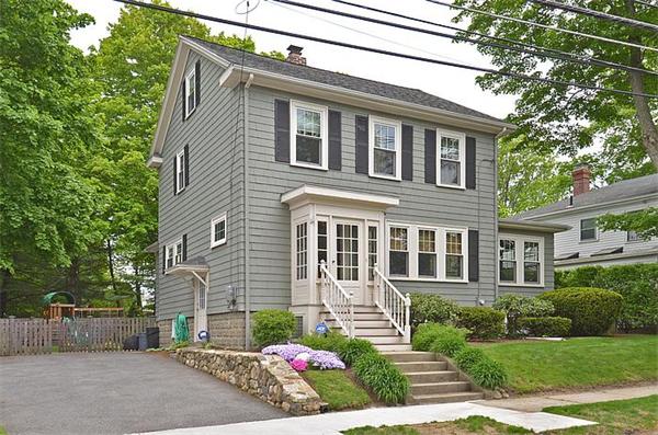 233  West St,  Reading, MA