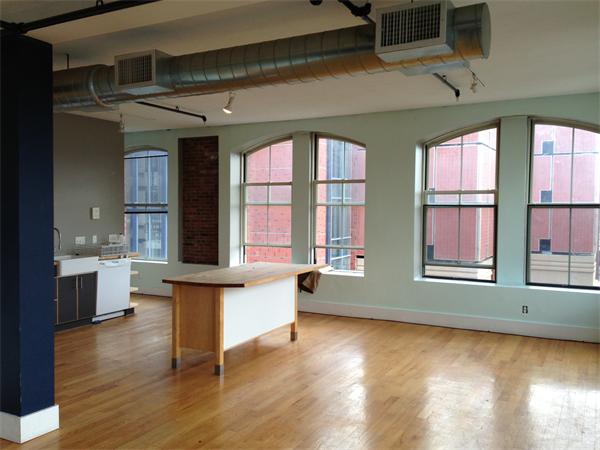 Lofts.com apartments, condos, coops, houses & commercial real estate - Lowell Lofts (Apartment)
