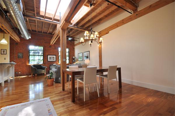 Lofts.com apartments, condos, coops, houses & commercial real estate - Somerville Lofts (Condo)