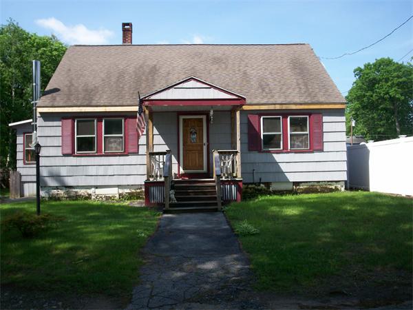 5  Magnolia Ave,  Tyngsborough, MA