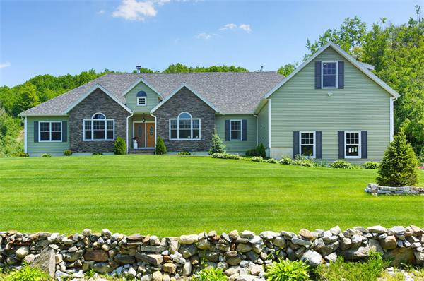 6  Wilson Way,  Tyngsborough, MA