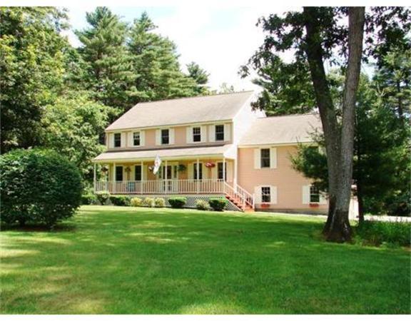 65 Sandalwood Cir, Tewksbury, MA