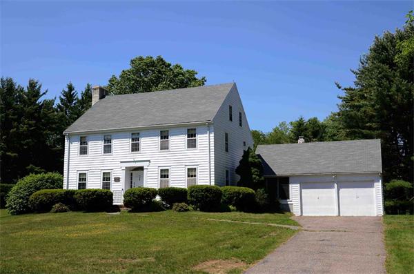 65  Wakefield St,  Reading, MA
