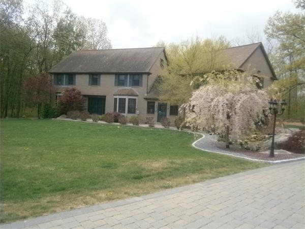 35  Padula Dr,  Marlborough, MA