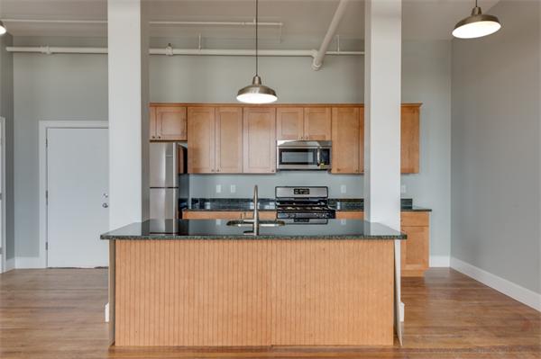 Lofts.com apartments, condos, coops, houses & commercial real estate - Charlestown Lofts (Apartment)