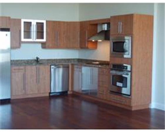 Lofts.com apartments, condos, coops, houses & commercial real estate - Revere Lofts (Condo)